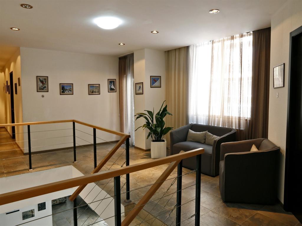 Hotel Club-2100 Goudaouri Extérieur photo