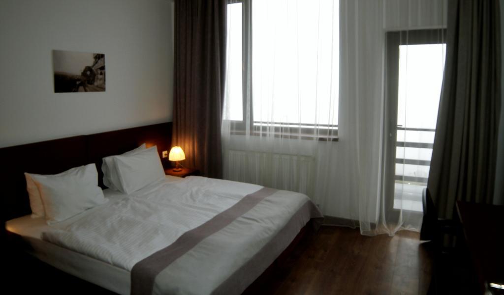 Hotel Club-2100 Goudaouri Extérieur photo